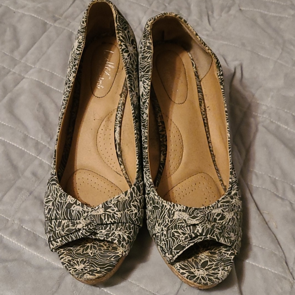 Wedge heel